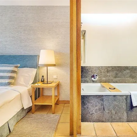 Hotel The